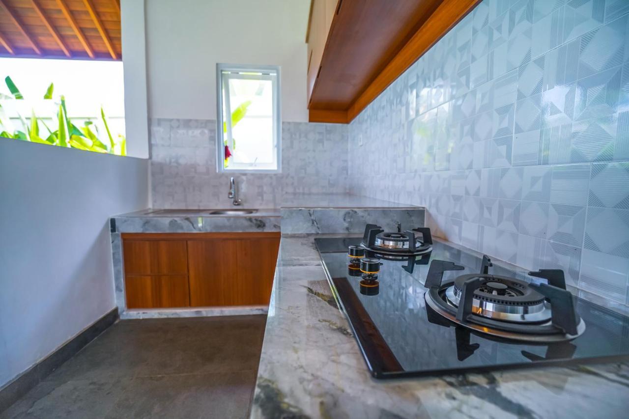 Eden Guest House Canggu エクステリア 写真